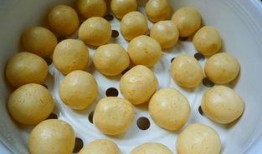 又更新了 汤圆 吃瓜,吃瓜群众纷纷点赞