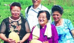 吃瓜教授和学生,一场别开生面的校园风云录