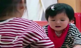 丑妞吃瓜,一场甜蜜的味蕾盛宴