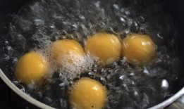 又更新了 汤圆 吃瓜,吃瓜群众纷纷点赞