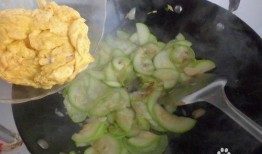 角瓜鸡蛋里的角瓜可以吃吗,美味与营养的双重享受