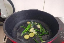 泉州甜虾吃瓜,夏日消暑美食，吃瓜乐趣无限