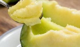 卖水吃瓜,揭秘街头经济新现象