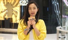 街头采访女性吃瓜,吃瓜背后的社会现象与心理解读