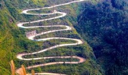 吃瓜贵州高铁,穿越山水画卷，感受速度与激情