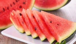 老邻居吃瓜,揭秘老邻居们的吃瓜趣事