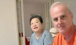 远嫁女吃洋瓜